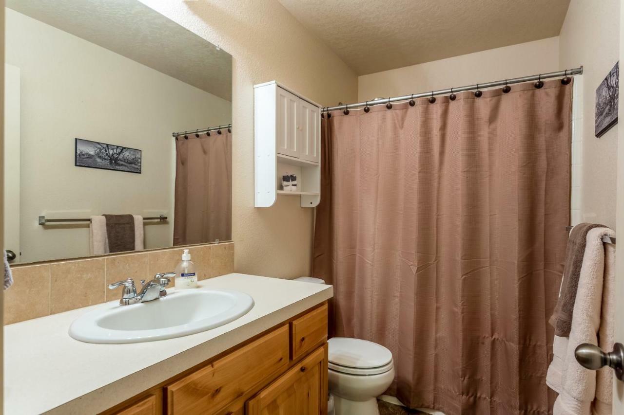 Gray Cloud Townhomes メリディアン エクステリア 写真