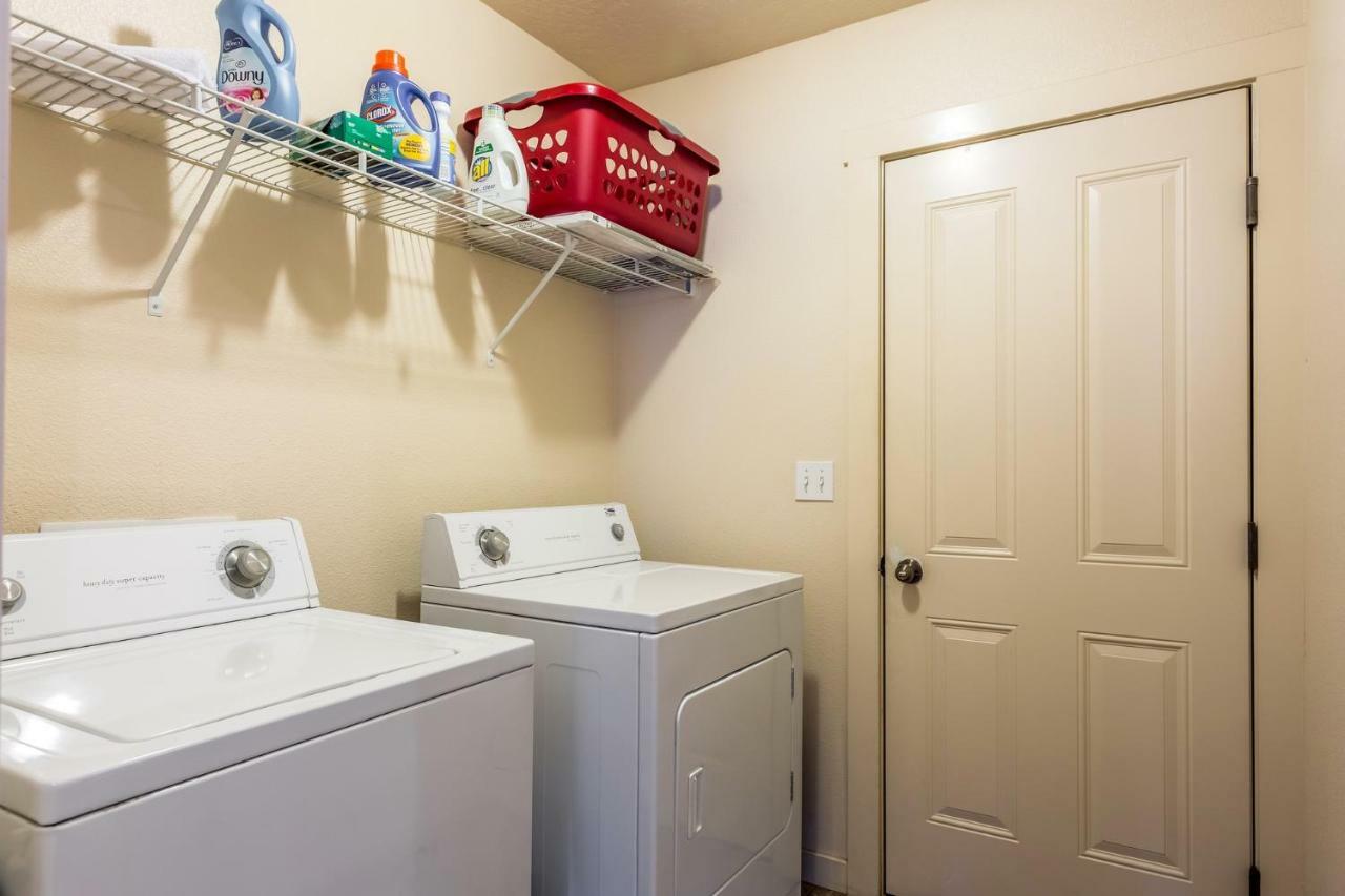 Gray Cloud Townhomes メリディアン エクステリア 写真